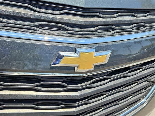 2017 Chevrolet Equinox LS 11