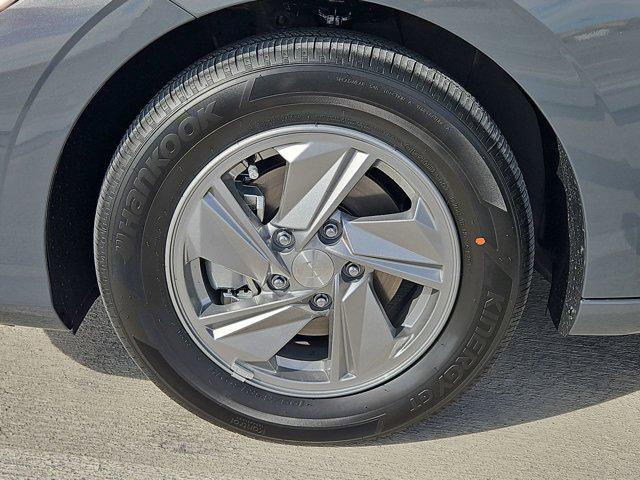 Thumbnail: 2026 Hyundai Elantra - 13