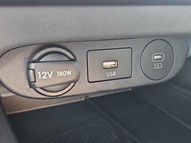 Thumbnail: 2025 Hyundai Elantra - 27