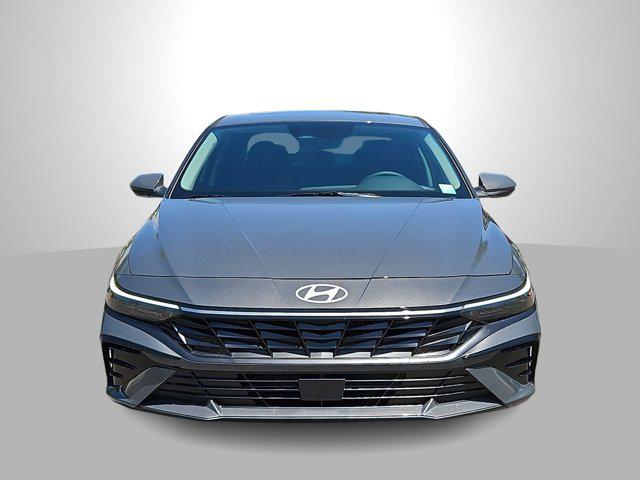 Thumbnail: 2025 Hyundai Elantra - 3