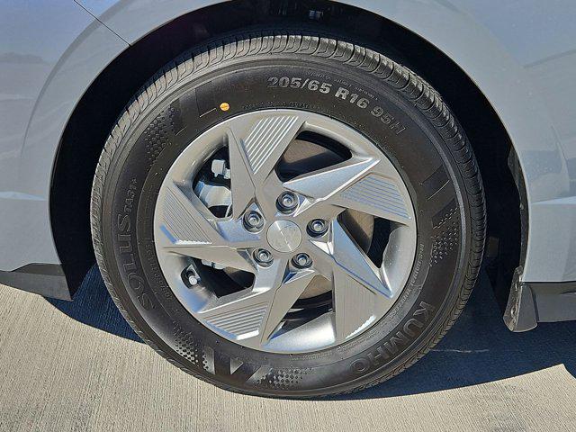 Thumbnail: 2026 Hyundai Sonata - 13