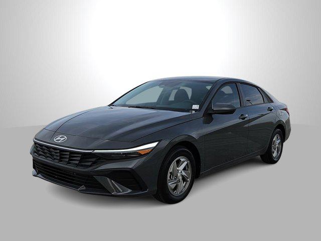 Thumbnail: 2026 Hyundai Elantra - 4