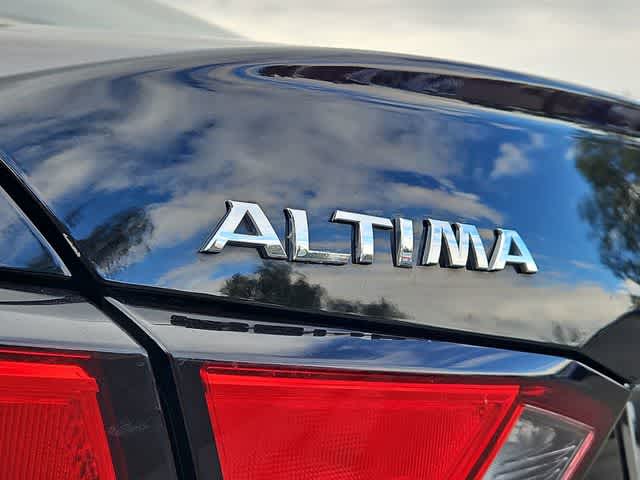 Thumbnail: 2022 Nissan Altima - 12