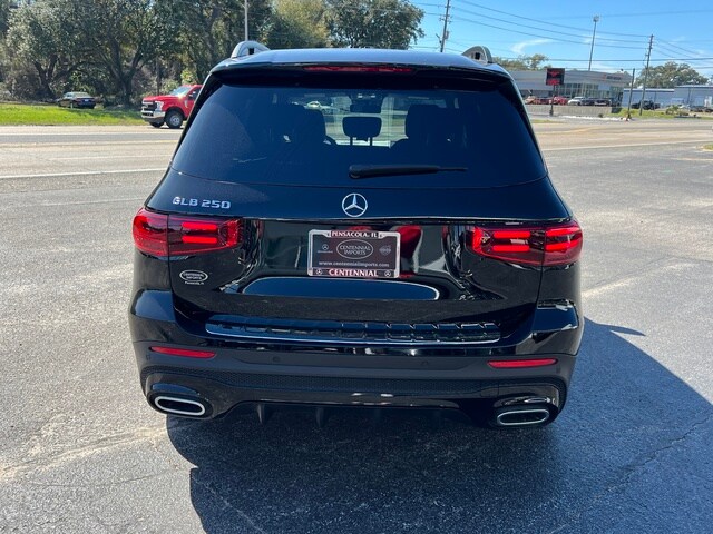2024 Mercedes Benz GLB 250 photo 3