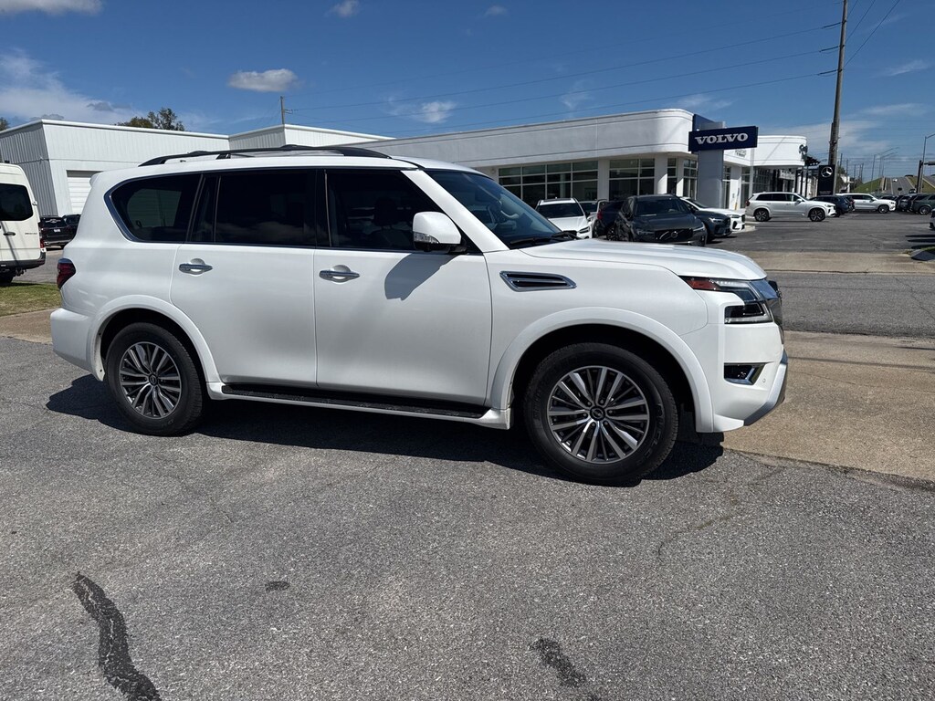 Used 2023 Nissan Armada SL SUV