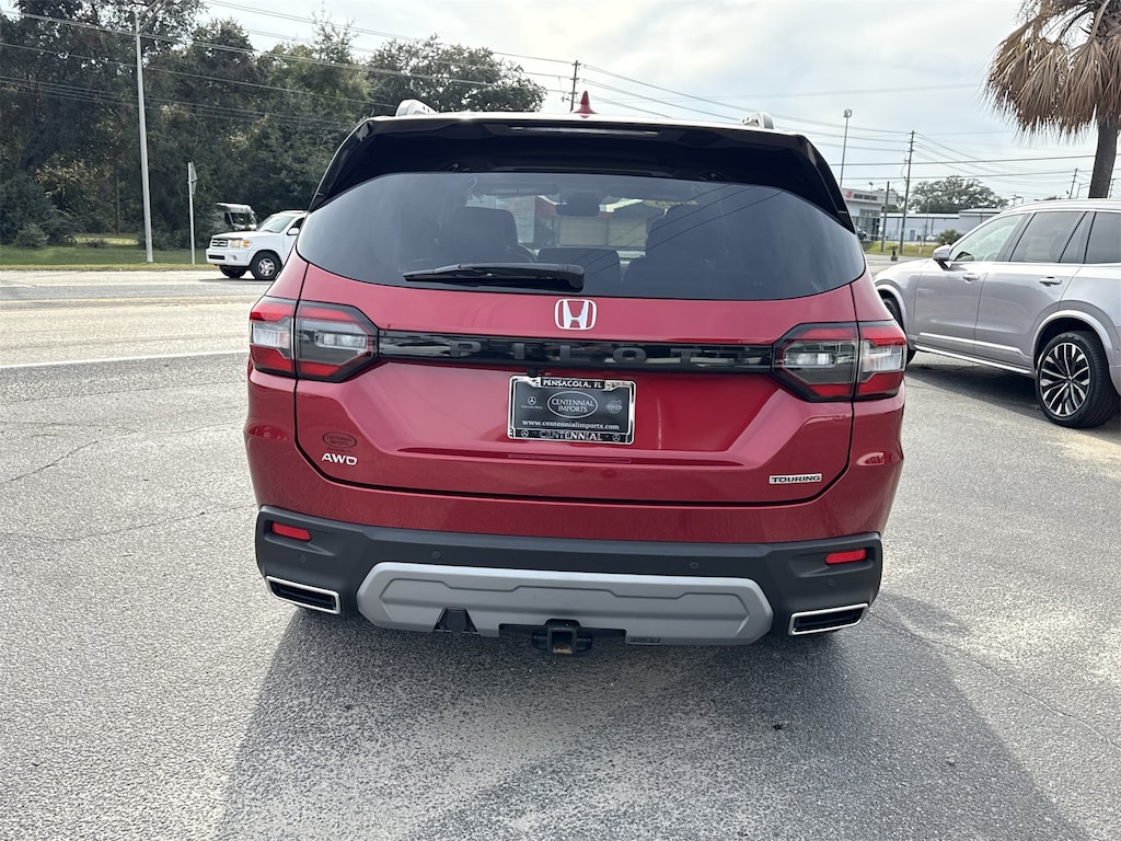 Used 2025 Honda Pilot Touring SUV