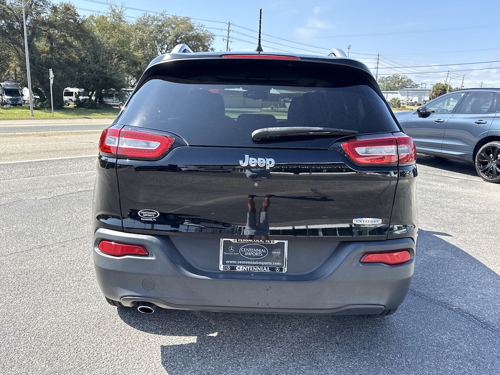Used 2018 Jeep Cherokee Latitude Plus SUV