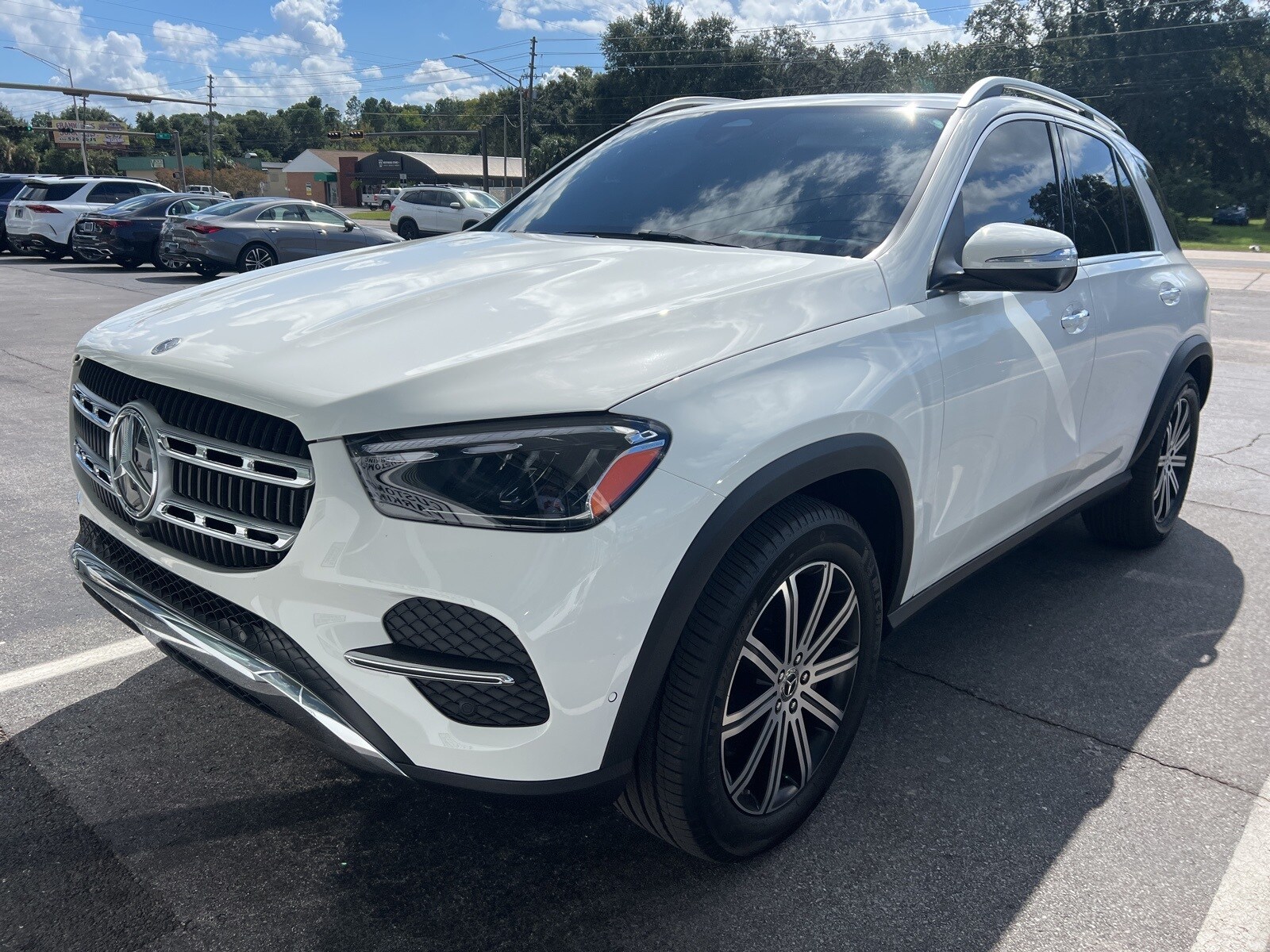 2025 Mercedes Benz GLE 350 photo 2