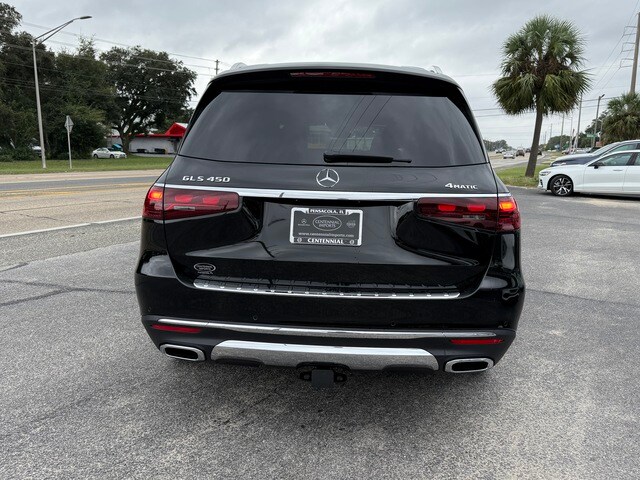 2025 Mercedes Benz GLS 450 4MATIC photo 4
