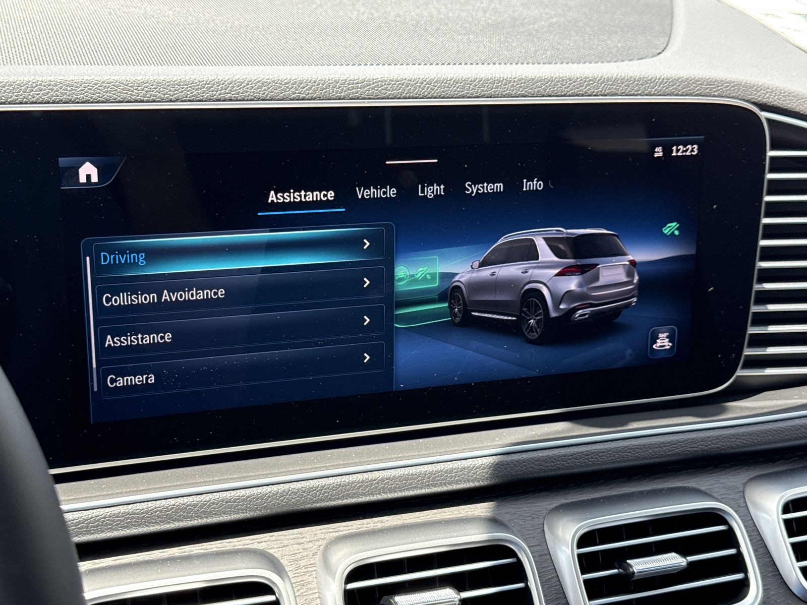 2025 Mercedes-Benz GLE GLE450E - Photo 28