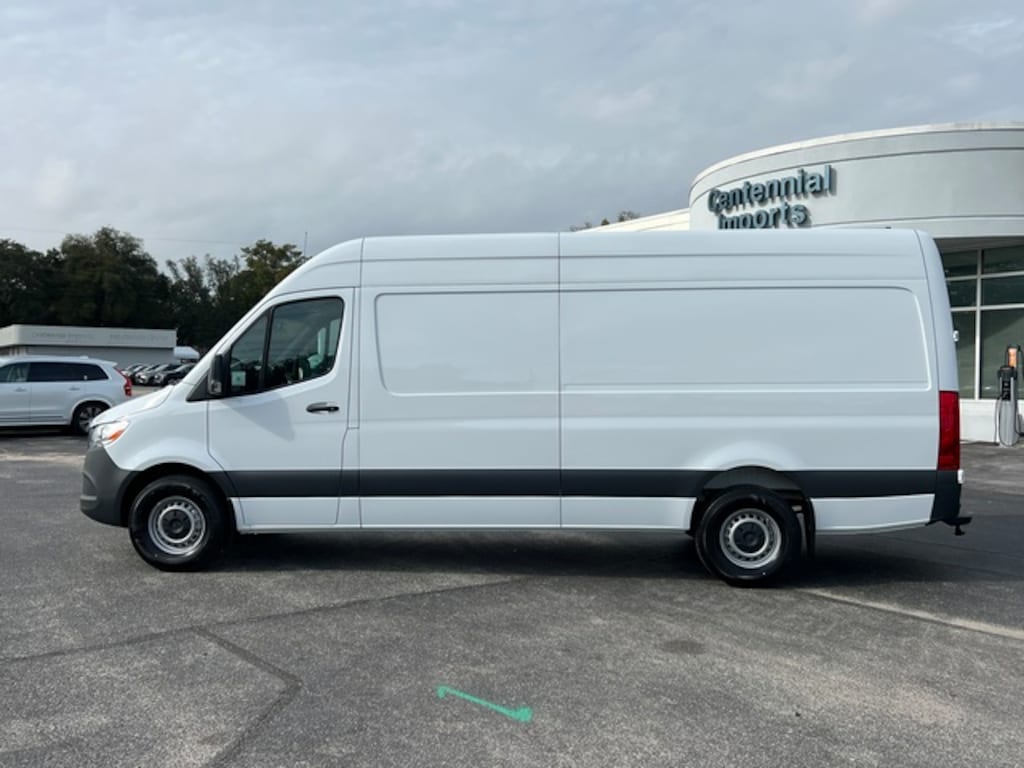 New 2024 Mercedes-Benz Sprinter 2500 High Roof 4-Cyl Diesel HO Van