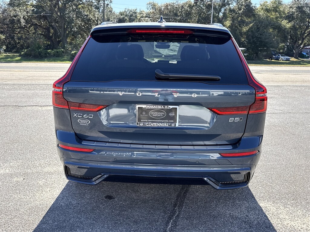 New 2026 Volvo XC60 B5 Plus SUV