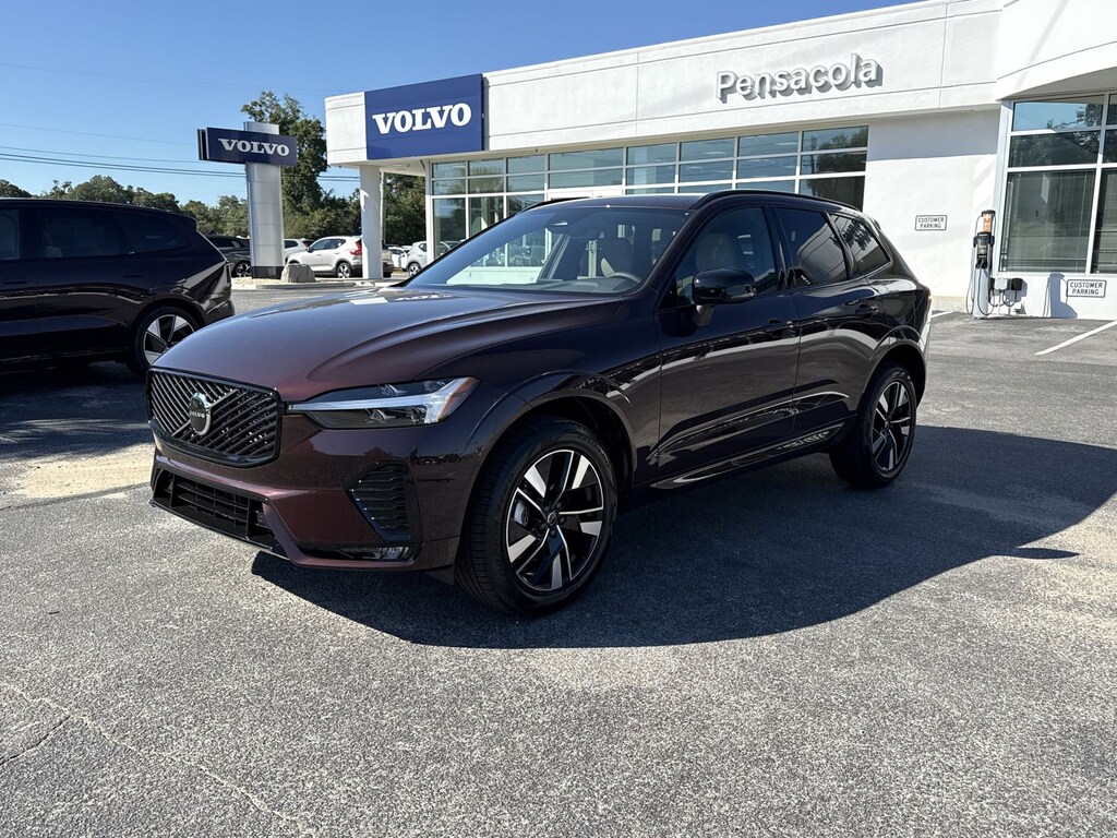 New 2026 Volvo XC60 B5 Core SUV