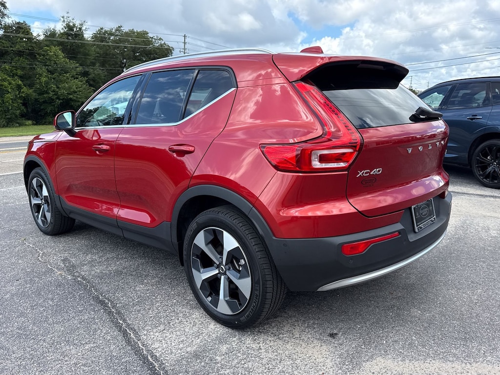 Used 2023 Volvo XC40 B5 Plus Bright Theme SUV
