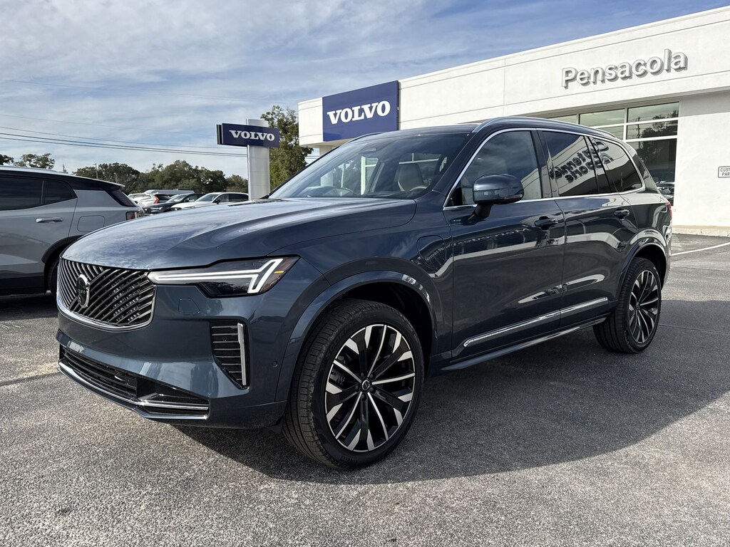 New 2026 Volvo XC90 plug-in hybrid T8 Ultra 7-Seater SUV