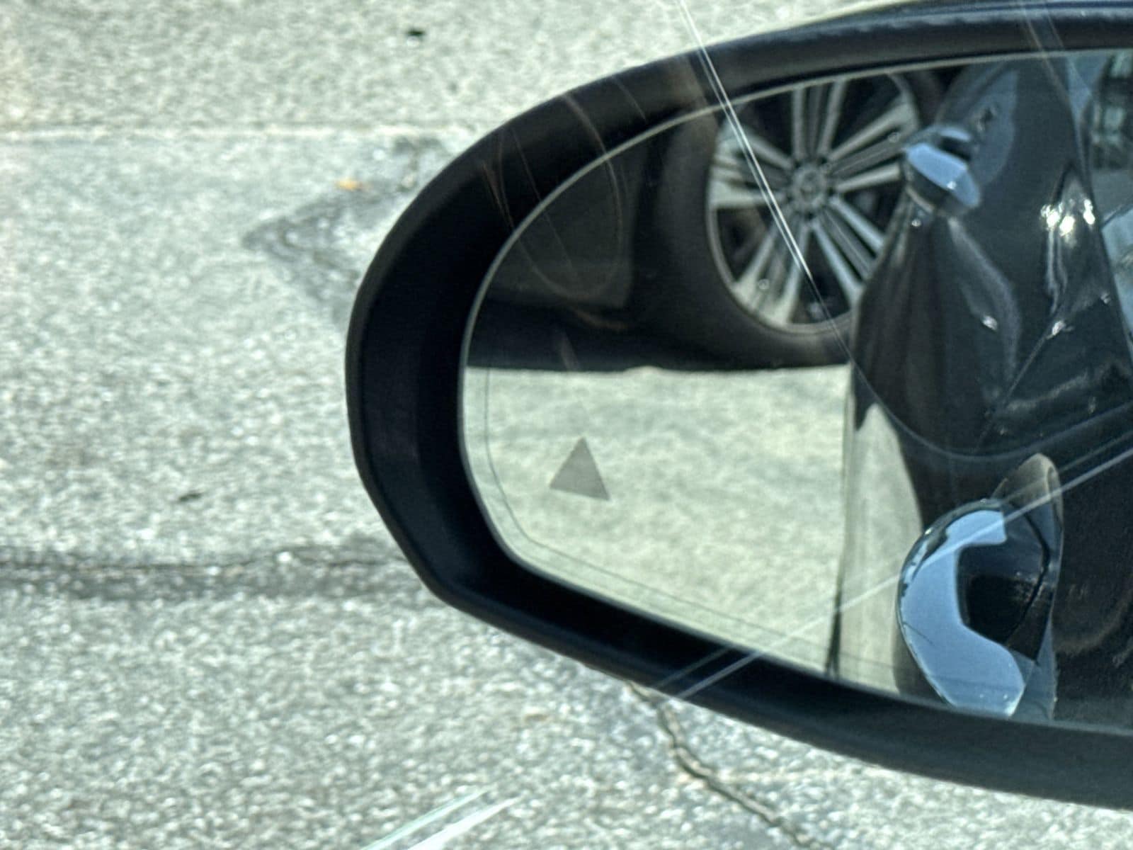 2025 Mercedes-Benz C-Class Sedan C 300 - Photo 17