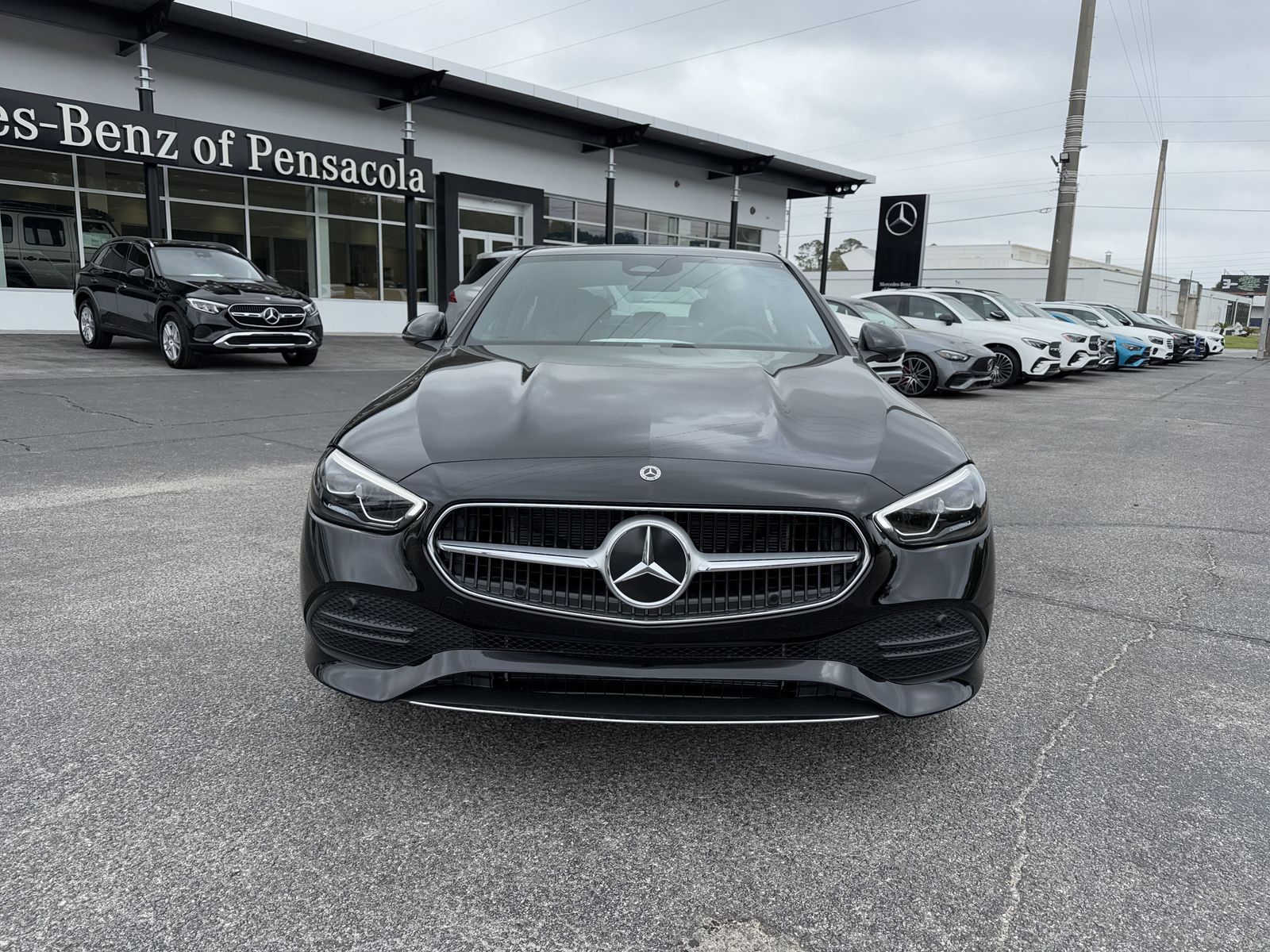 2025 Mercedes-Benz C-Class Sedan C 300 - Photo 8