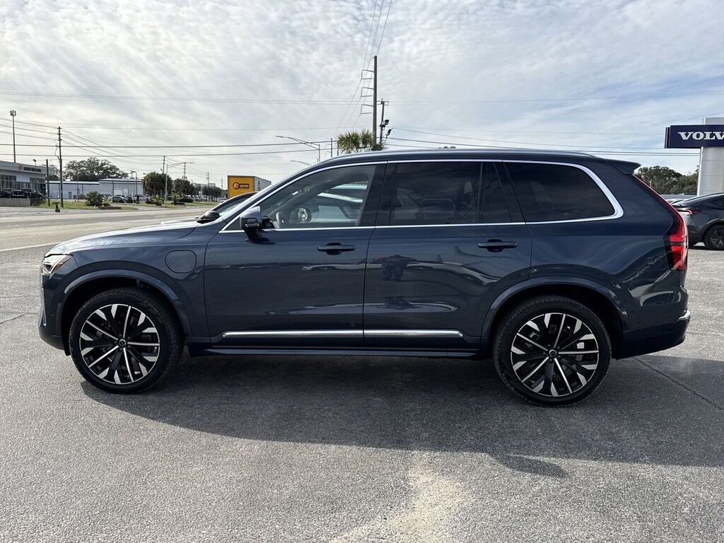 New 2026 Volvo XC90 plug-in hybrid T8 Ultra 7-Seater SUV