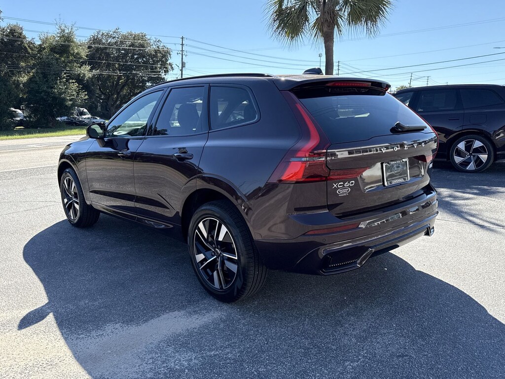 New 2026 Volvo XC60 B5 Core SUV
