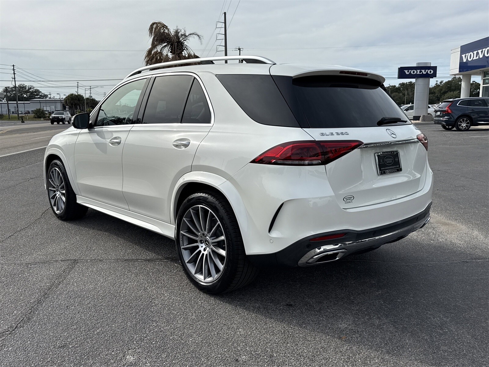 2023 Mercedes Benz GLE 350 4MATIC photo 3