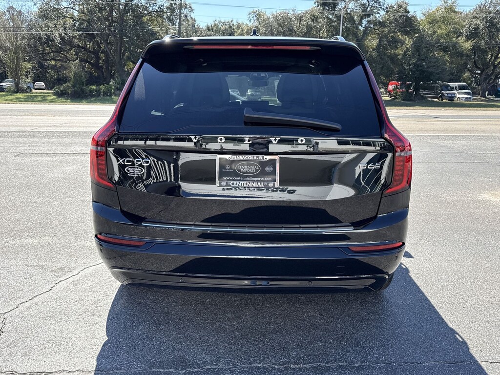 New 2026 Volvo XC90 B6 Ultra Dark Theme 7-Seater SUV