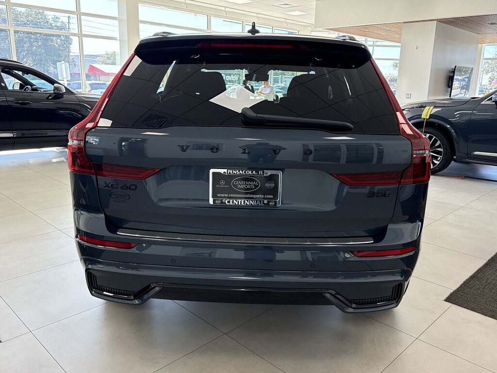 New 2026 Volvo XC60 B5 Ultra Black Edition SUV