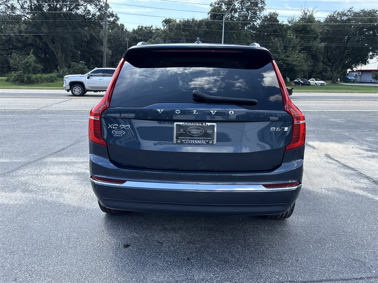2023 Volvo XC90 Ultimate photo 3