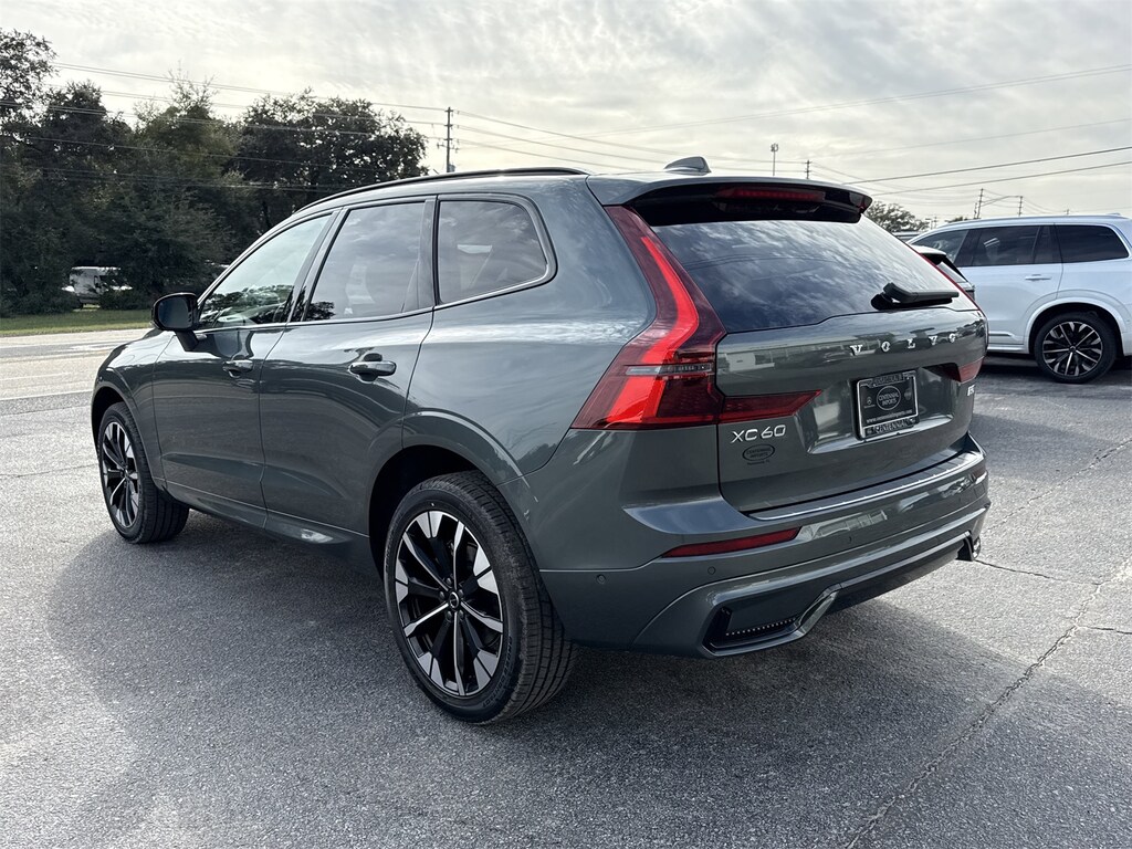 New 2026 Volvo XC60 B5 Plus SUV