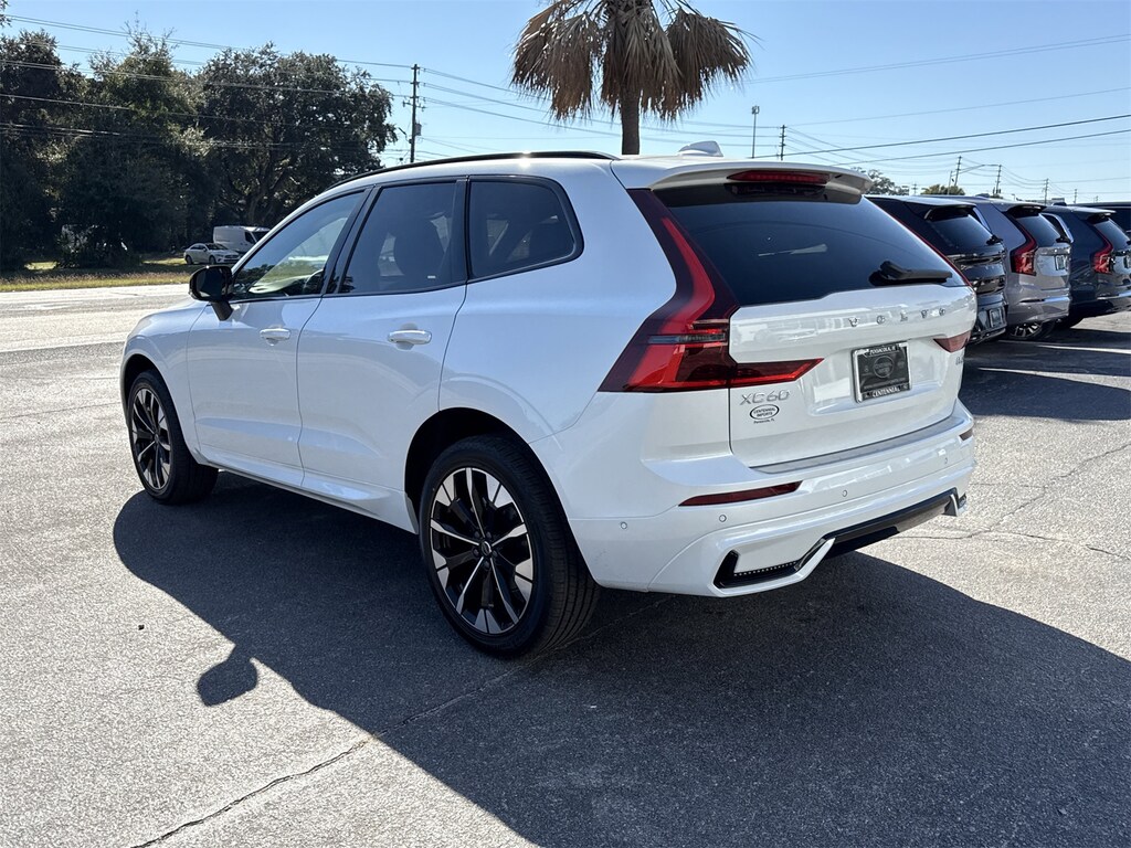 New 2026 Volvo XC60 B5 Plus SUV