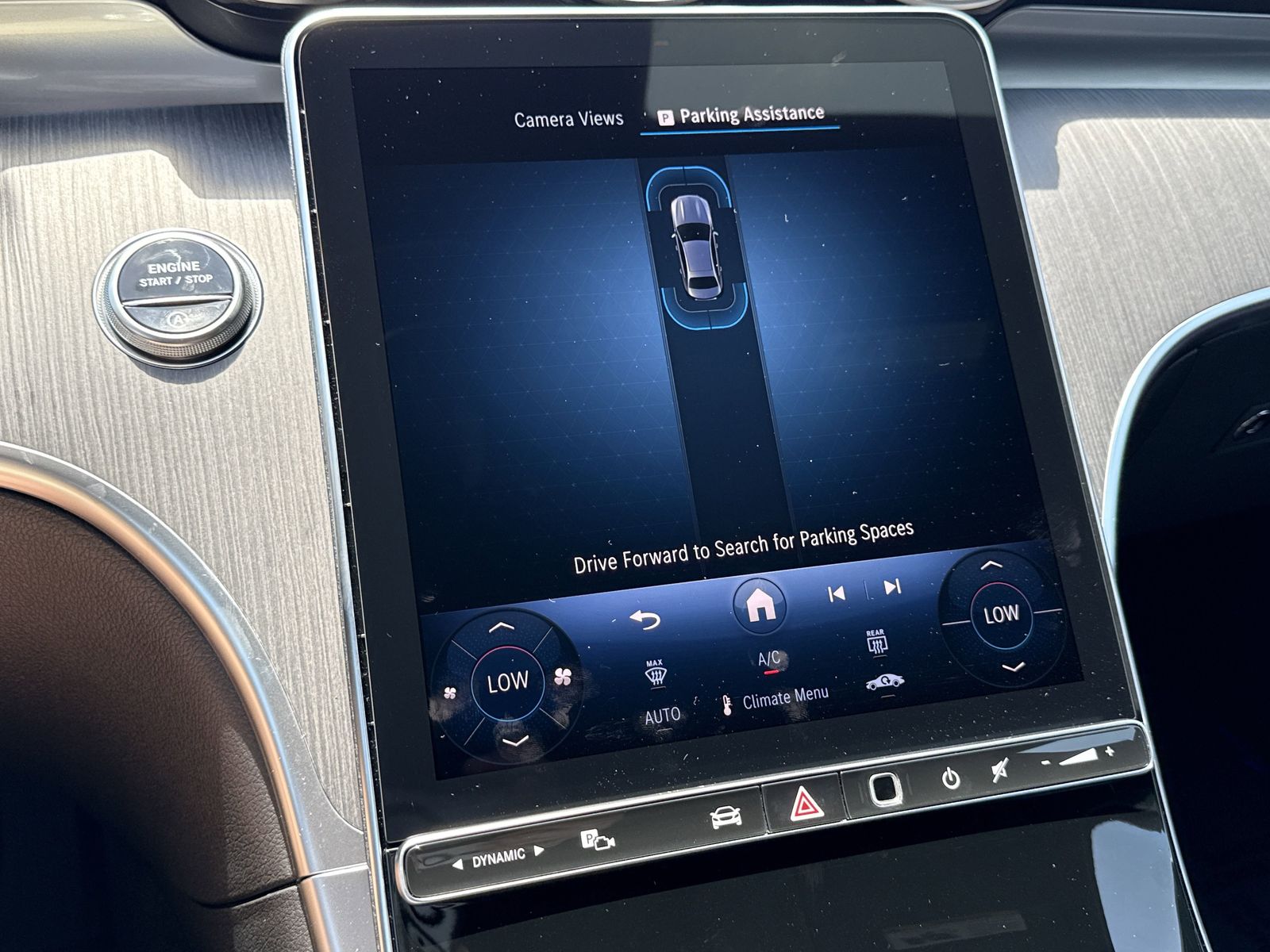 2025 Mercedes-Benz C-Class Sedan C 300 - Photo 26