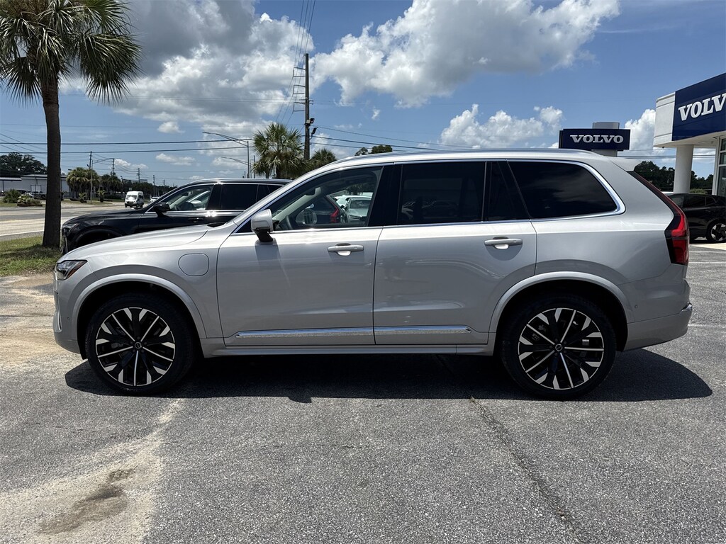 New 2025 Volvo XC90 plug-in hybrid T8 (2025.5) Plus 7-Seater SUV