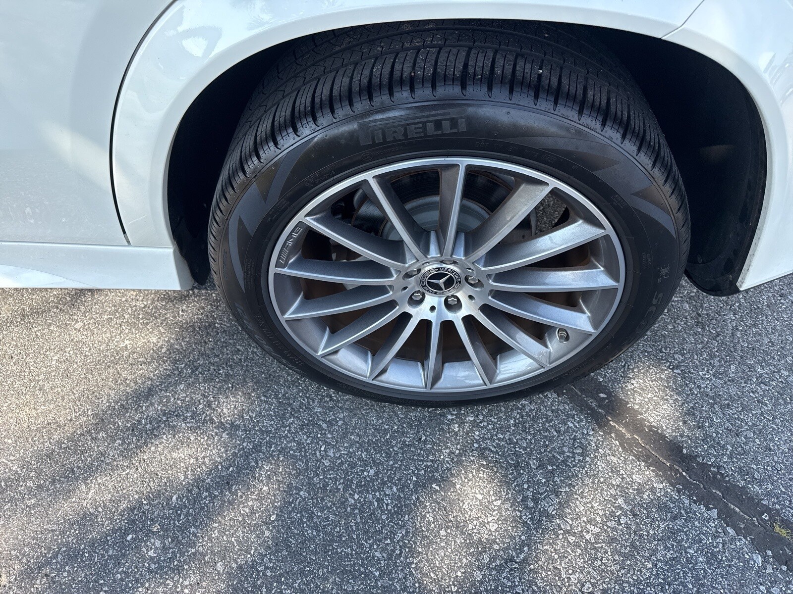 2023 Mercedes Benz GLE 350 4MATIC photo 2