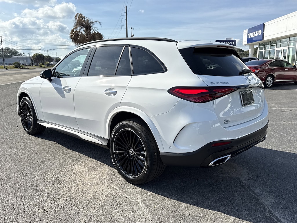 New 2026 Mercedes-Benz GLC 300 SUV