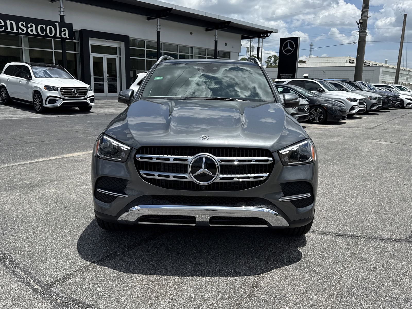 2025 Mercedes-Benz GLE GLE450E - Photo 8