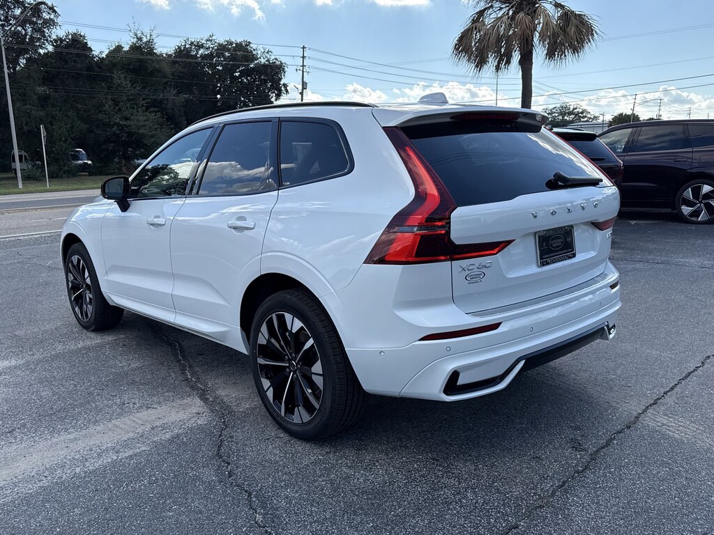 New 2026 Volvo XC60 B5 Plus SUV