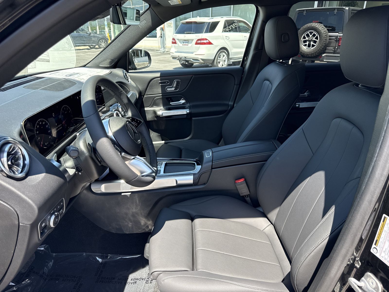 2026 Mercedes-Benz GLB GLB 250 - Photo 10