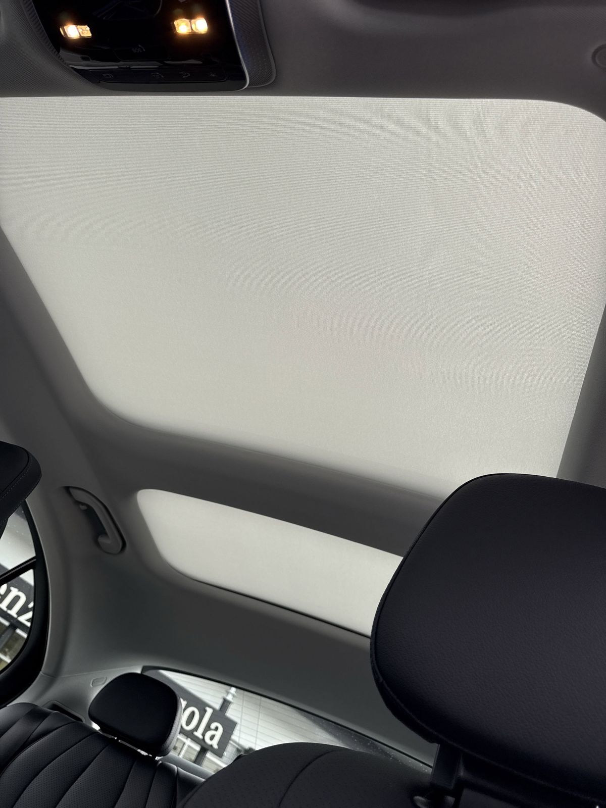 2025 Mercedes-Benz E-Class E350 - Photo 15