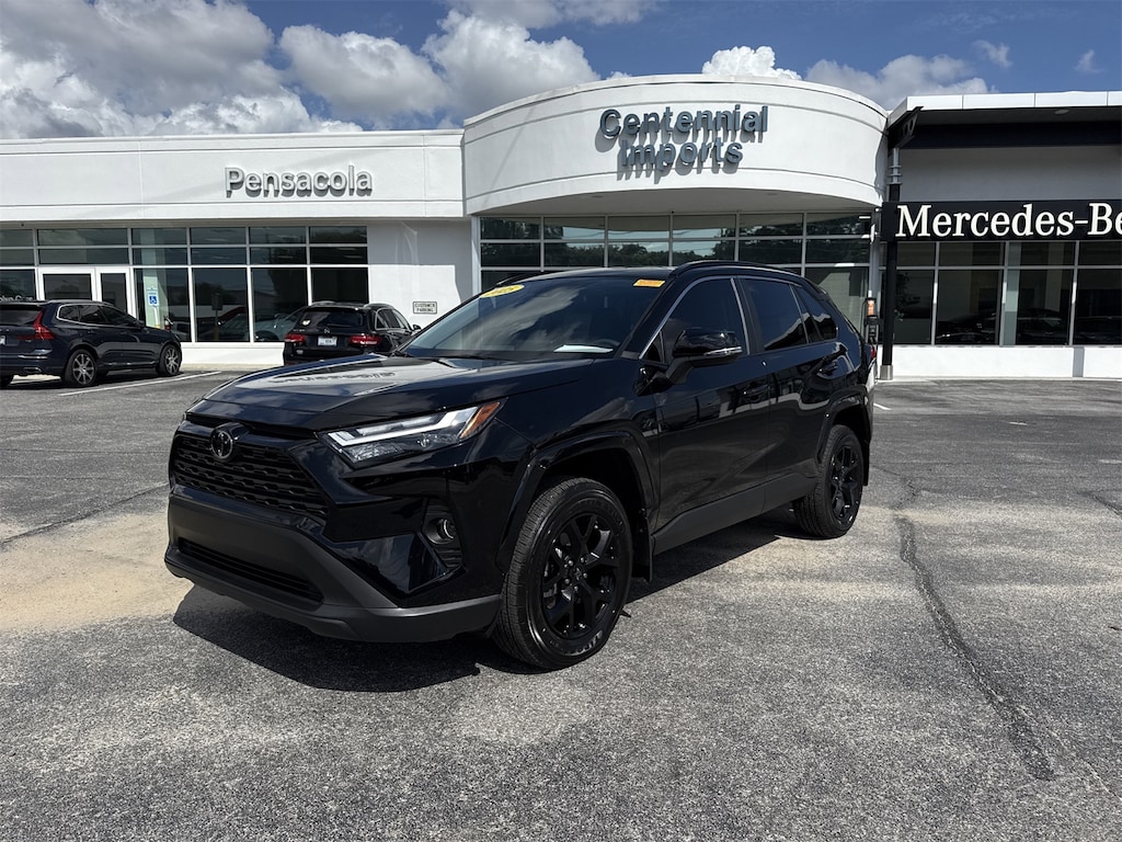 Used 2025 Toyota RAV4 XLE SUV