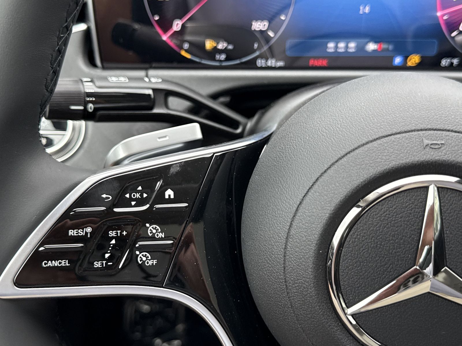 2025 Mercedes-Benz E-Class E350 - Photo 22