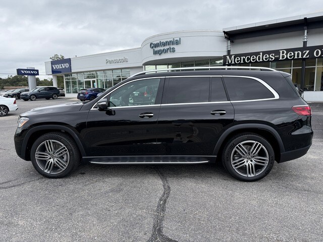 2025 Mercedes Benz GLS 450 4MATIC photo 2