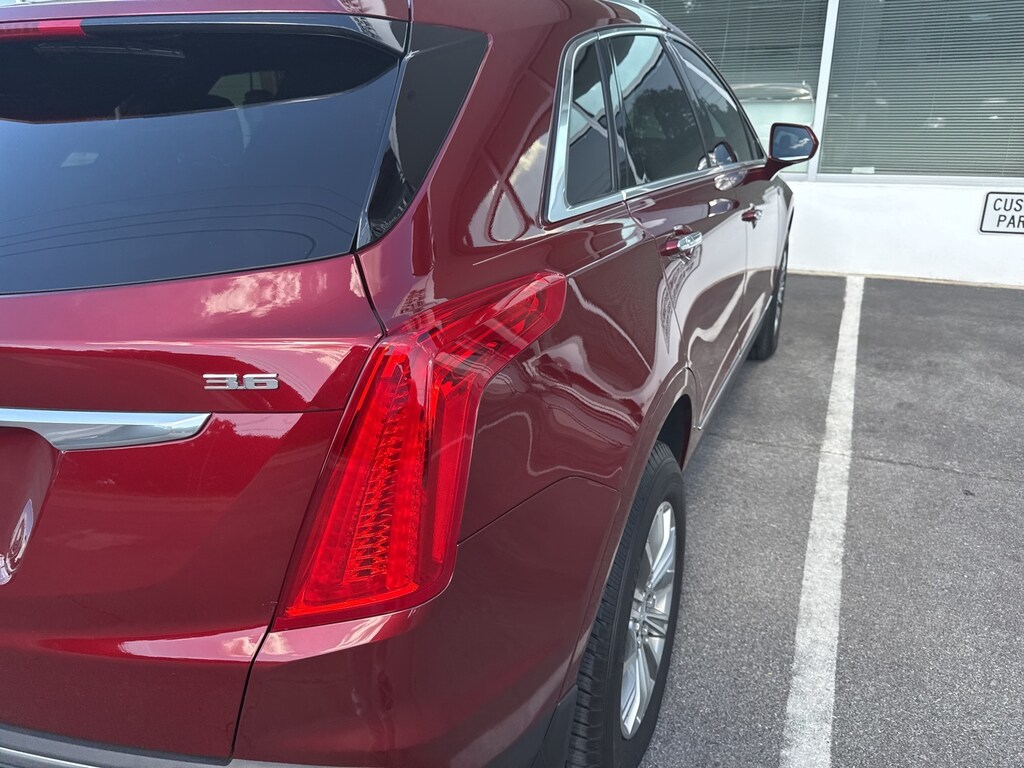 Used 2017 Cadillac XT5 Luxury SUV
