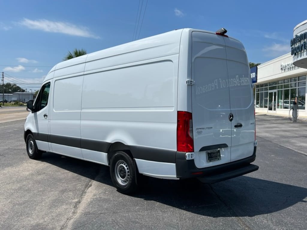New 2023 Mercedes-Benz Sprinter 2500 High Roof 4-Cyl Diesel HO Van Cargo Van