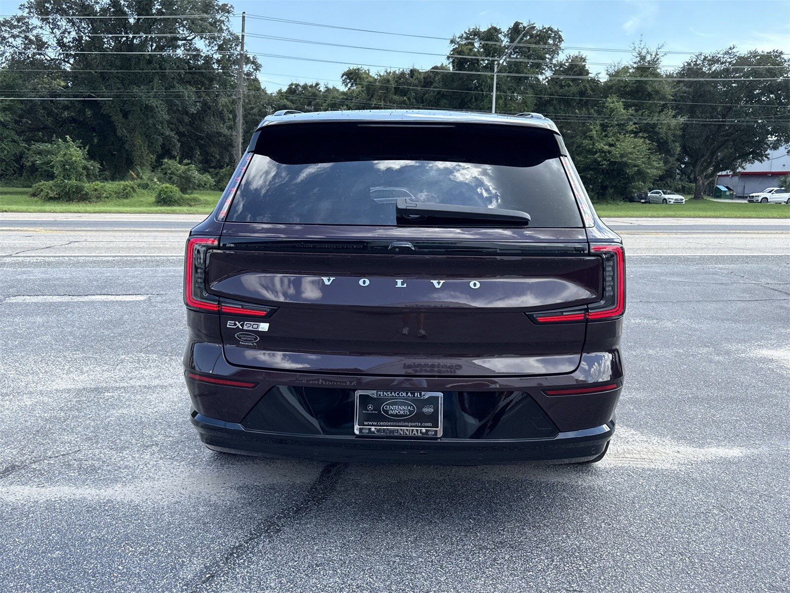 2025 Volvo EX90 photo 4