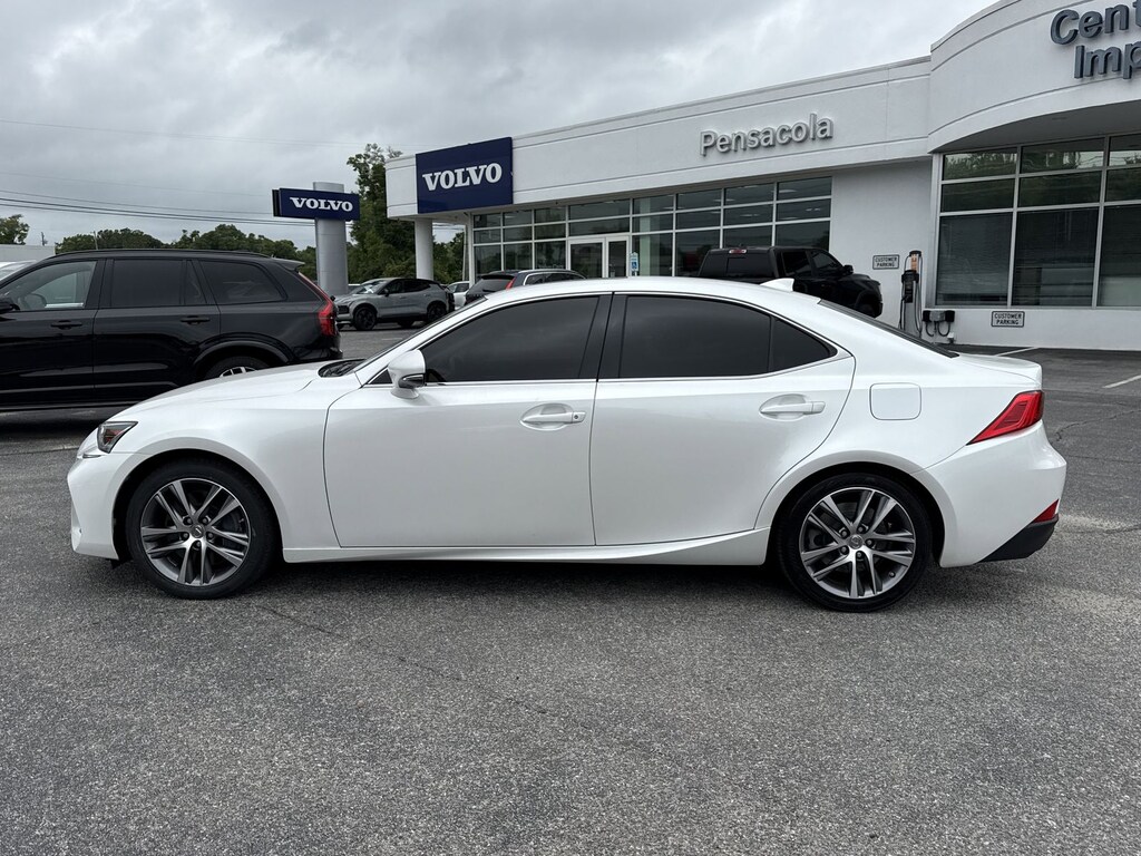 Used 2018 Lexus IS 300 Sedan