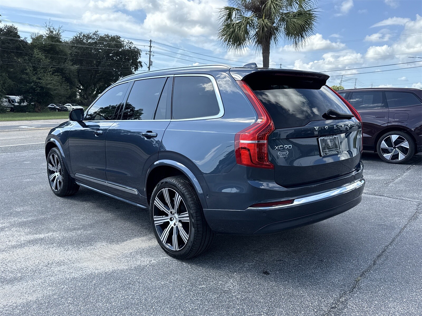 2023 Volvo XC90 Ultimate photo 2