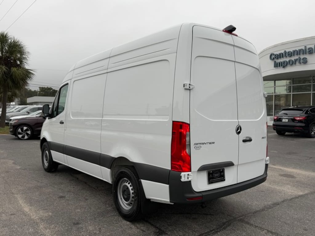 New 2025 Mercedes-Benz Sprinter 2500 Standard Roof 4-Cyl Diesel Van Cargo Van