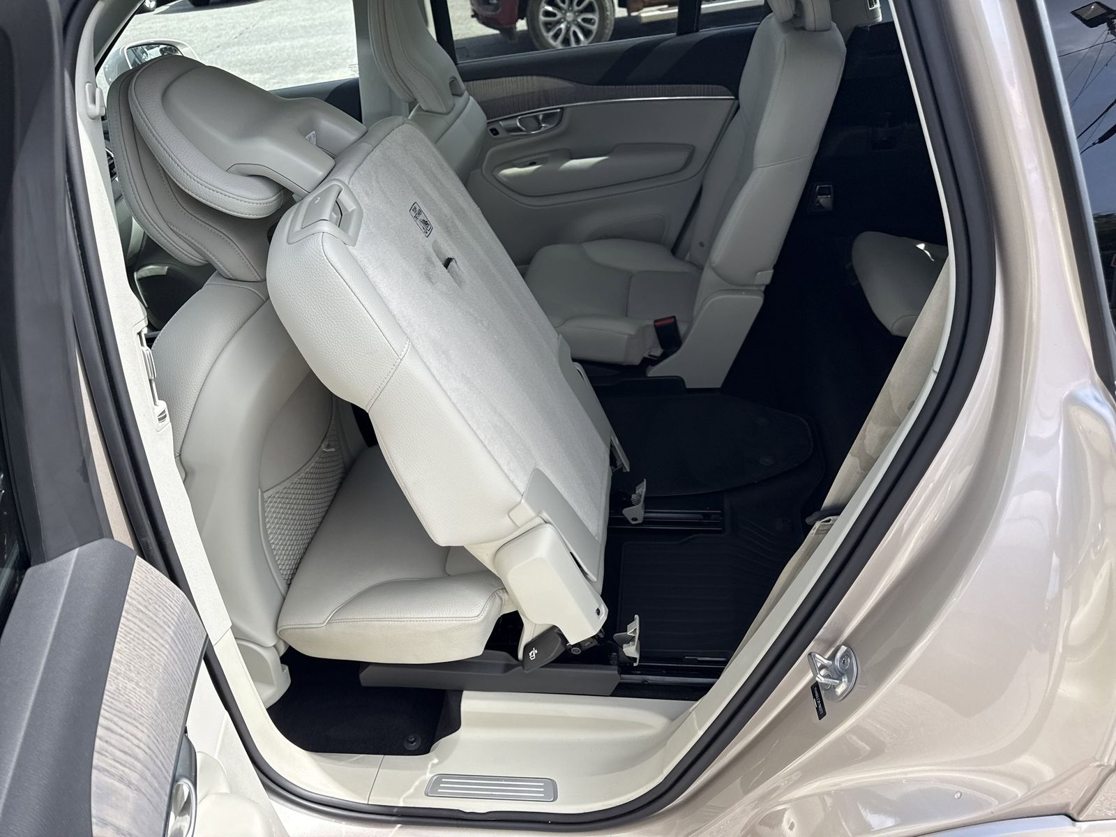 2024 Volvo XC90 Plus - Photo 10