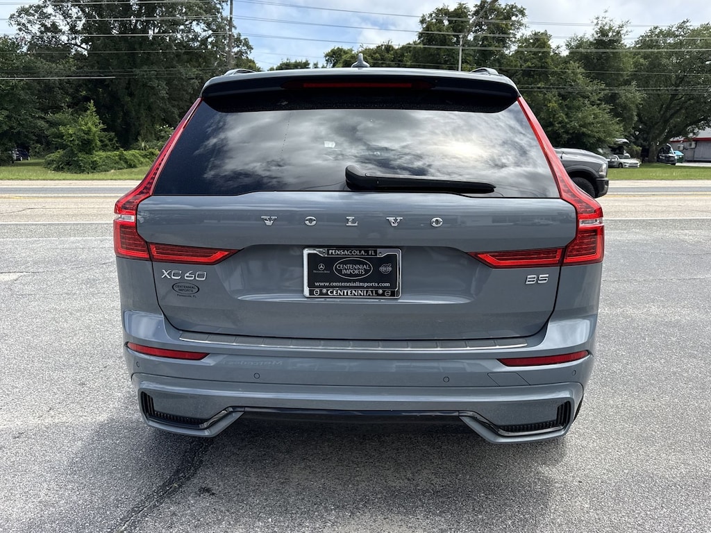 Used 2023 Volvo XC60 B5 Ultimate Dark Theme SUV