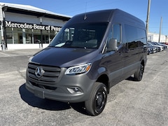 2025 Mercedes-Benz Sprinter 2500 Standard Roof 4-Cyl Diesel HO Van Crew Van