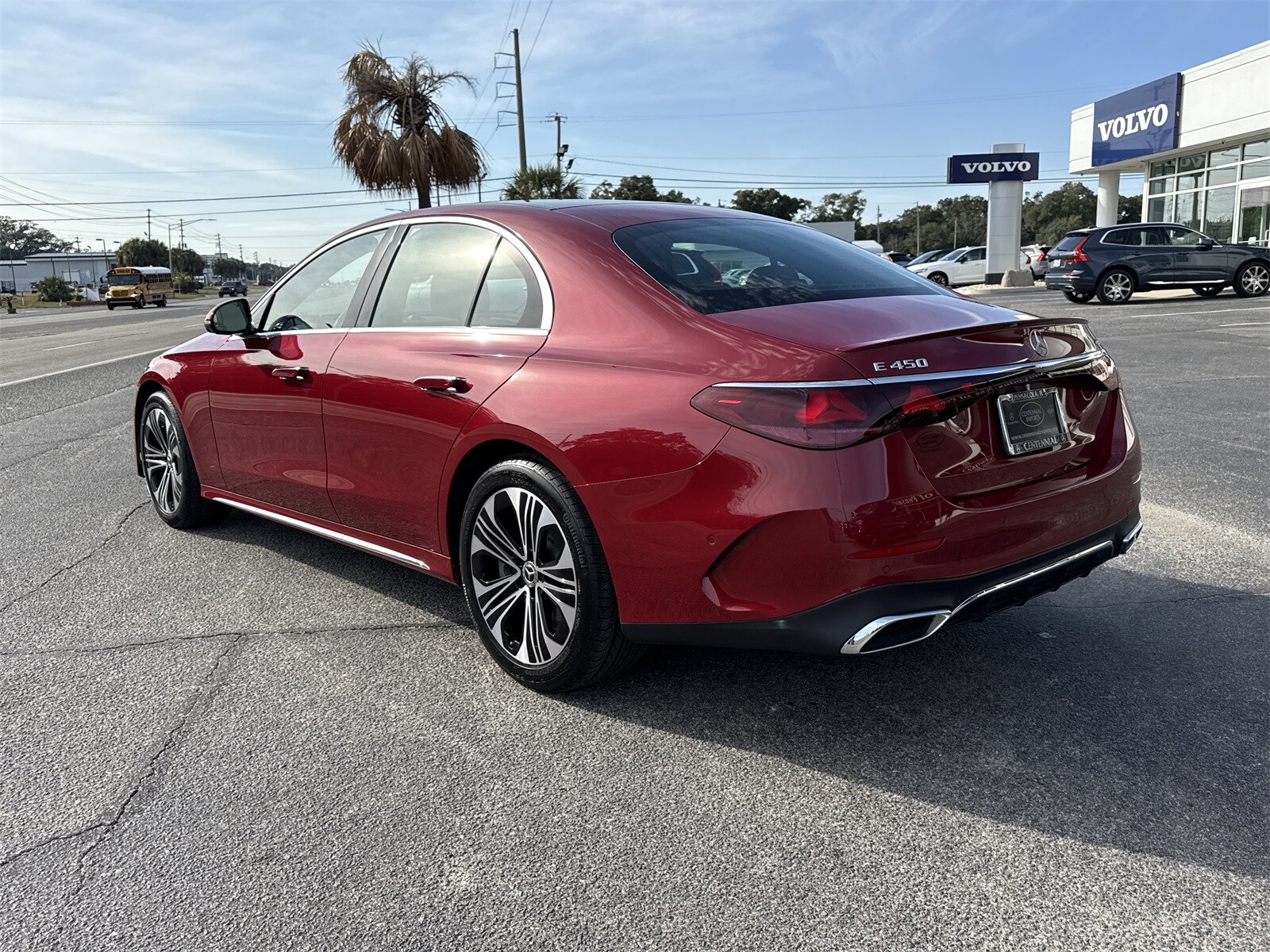 2025 Mercedes Benz E 450 4MATIC photo 3